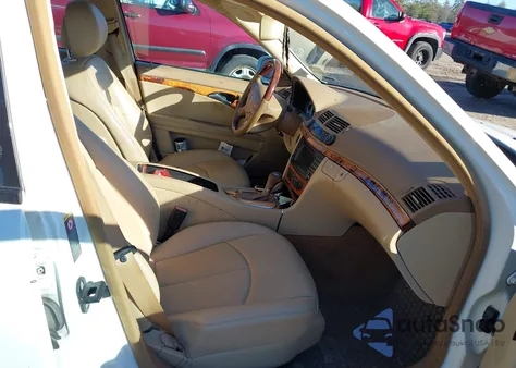 2008 Mercedes-Benz E 350 4Matic из США, поврежденный, VIN WDBUF87X38B349119